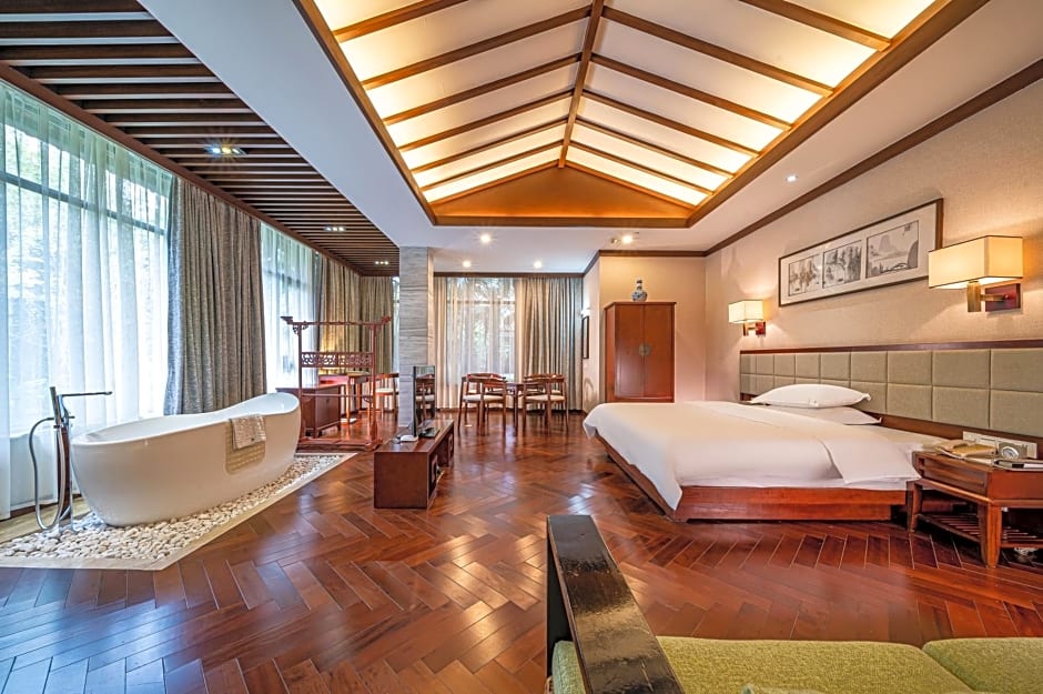 Photo 1 of 11 of Grand Honeymoon Suite