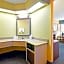 Holiday Inn Express Hotel Fort Campbell-Oak Grove