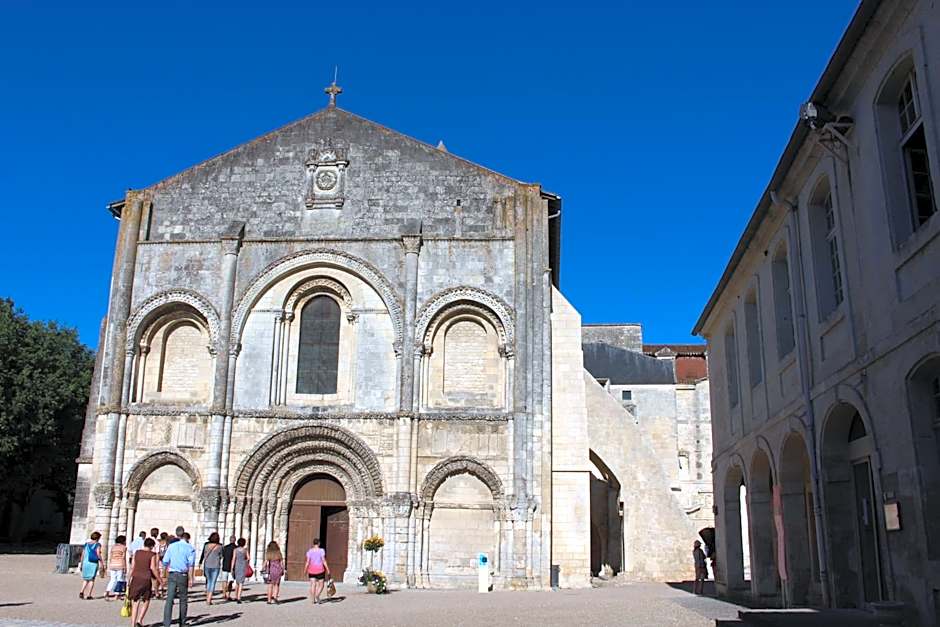 ibis Saintes