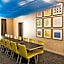 Holiday Inn Express & Suites Marietta By IHG