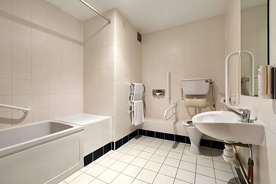 Days Inn by Wyndham Stevenage North