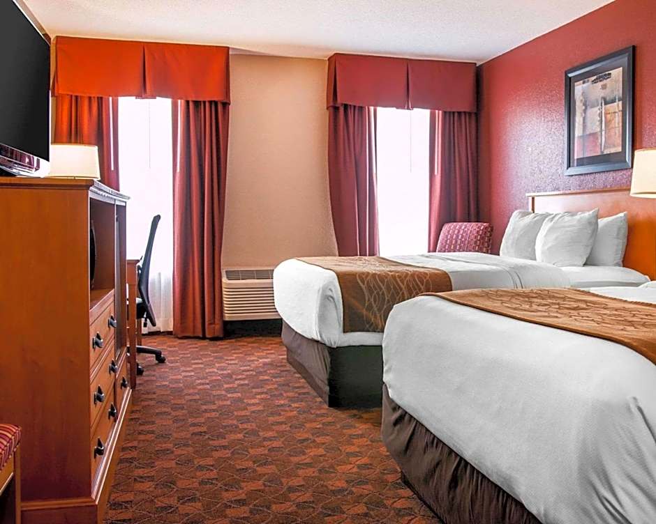 Comfort Inn & Suites and Conference Center