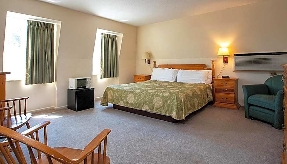 Country Squire inn and suites