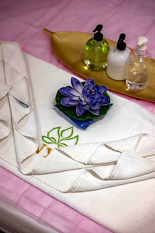 Remal Hotel & Villas Al Dhannah City