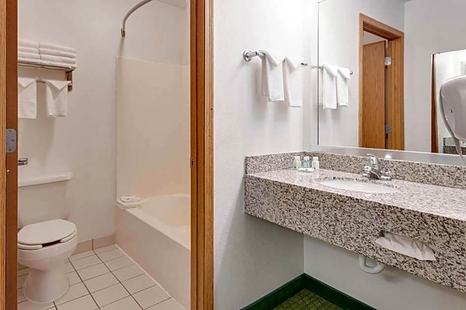 Quality Inn Belgrade - Bozeman Yellowstone Airport