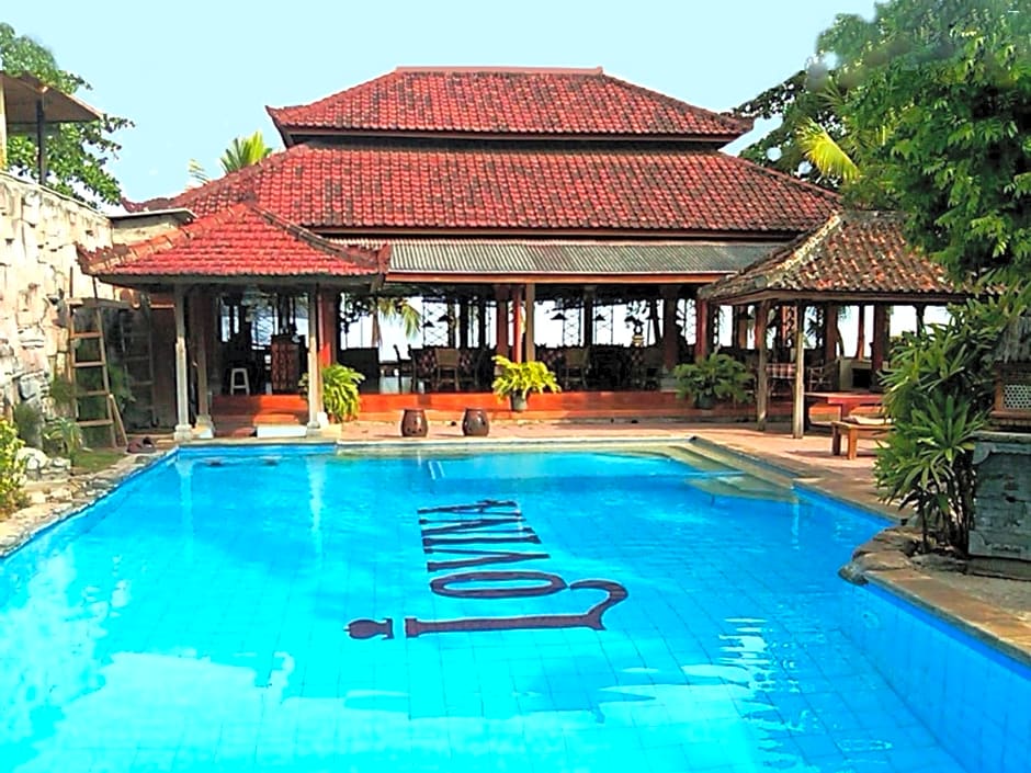 Lovina Beach Hotel