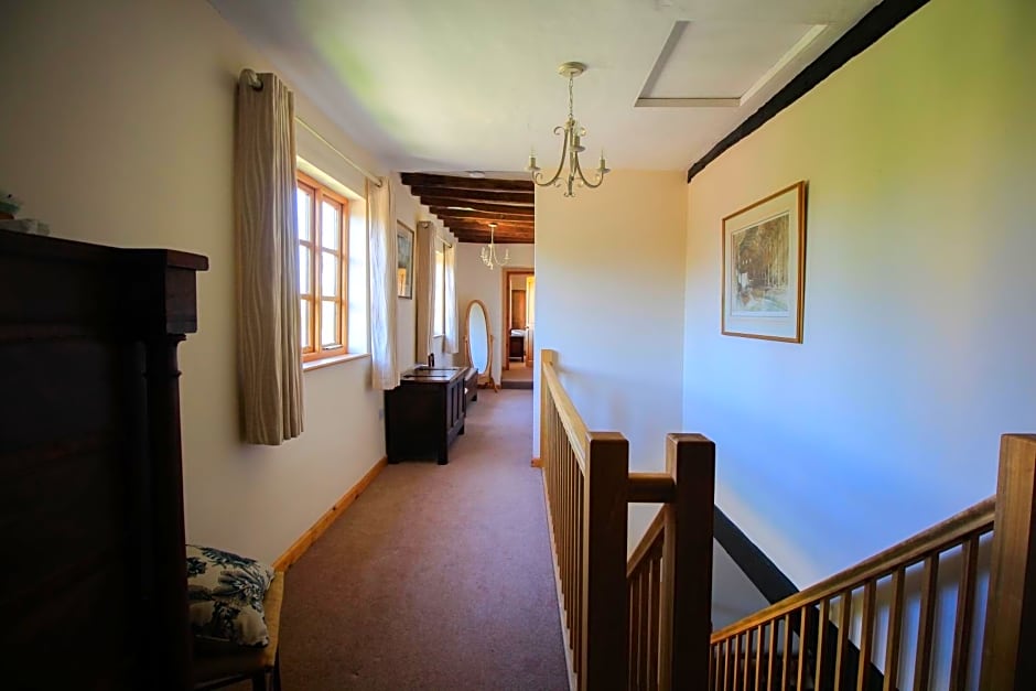 Three Ways Farmhouse B&B