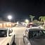 Toppers Motel