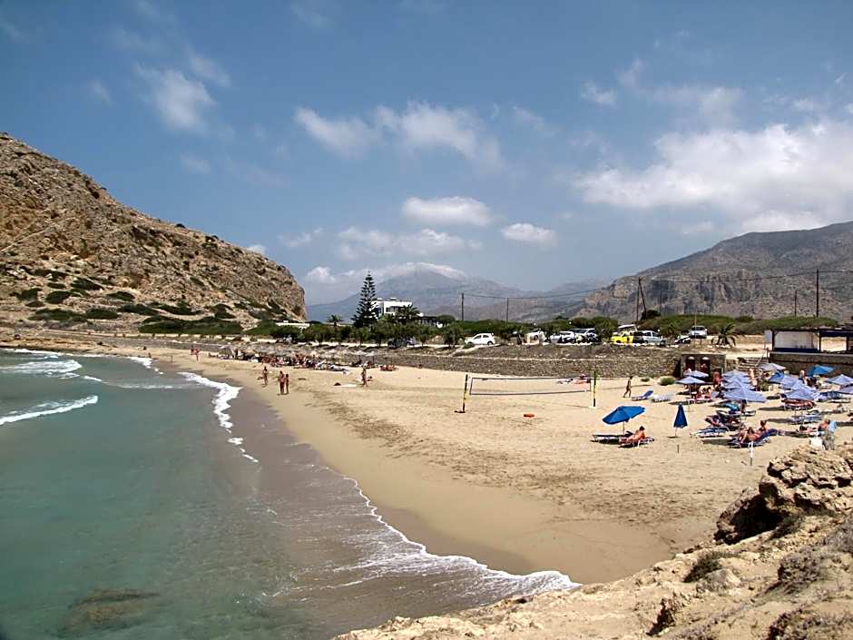 Montemar Studios & Apartments