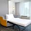 Courtyard by Marriott Atlanta Alpharetta/Avalon Area