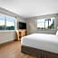 Hyatt Place Riverside Downtown