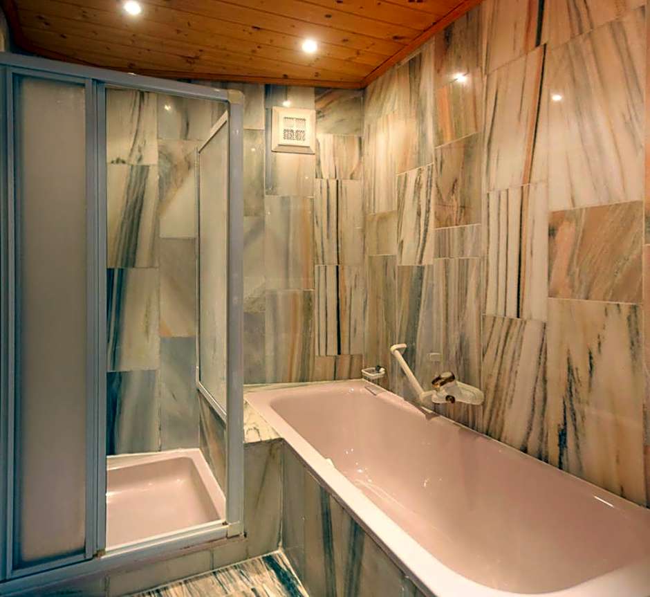 Kia Ora Hotel Restaurant