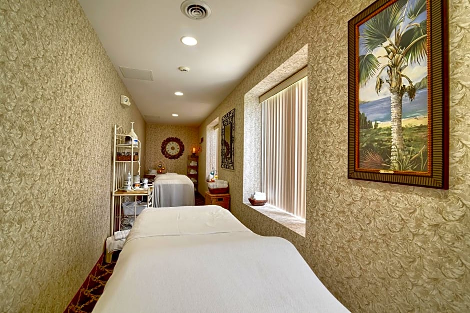 Roosevelt Inn & Suites Saratoga Springs