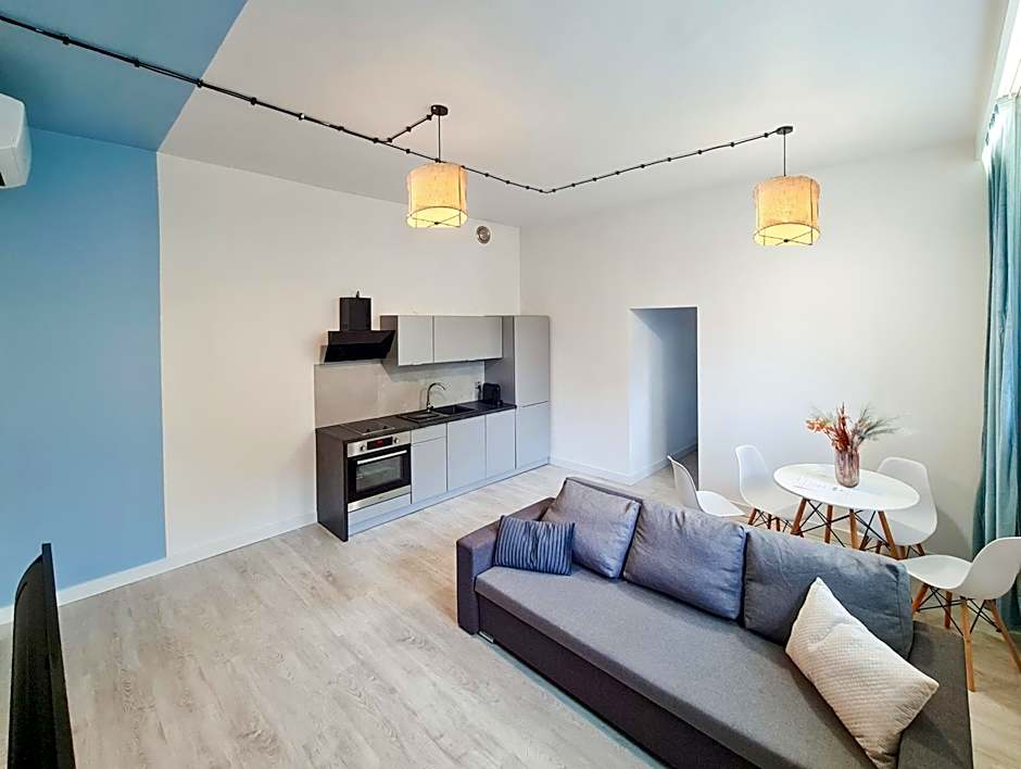 Apartment Quiet Street 11, 3E