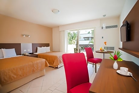 Standard Double Room with Garden View
