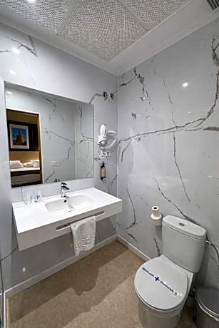 Double Room- 1 or 2 twin beds