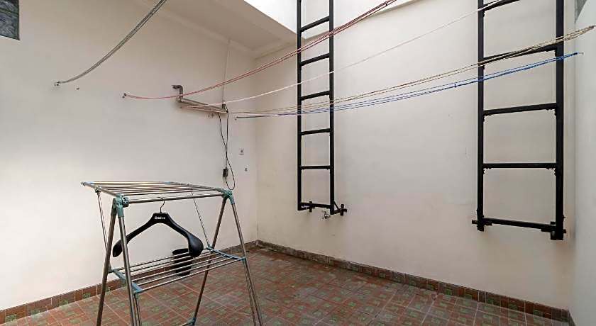 KoolKost Syariah @ Cempaka Putih