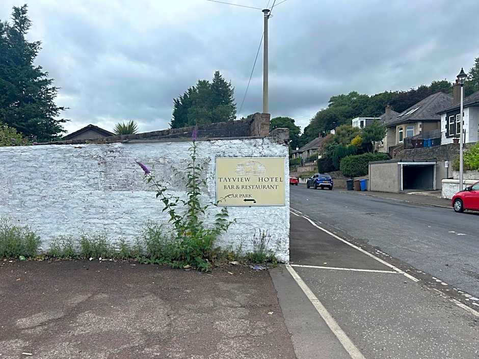 Tayview Hotel