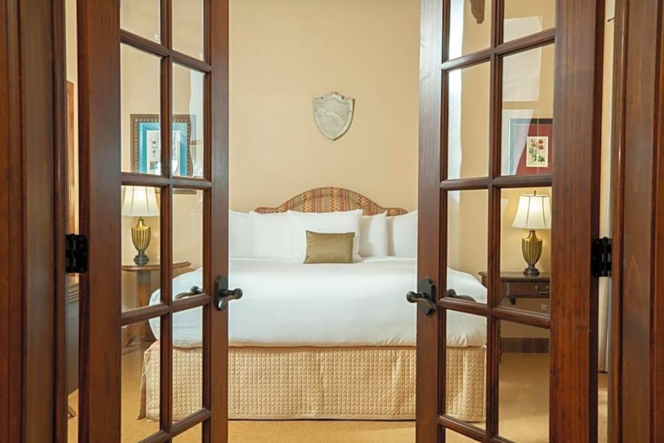 Photo 1 of 6 of Junior Suite