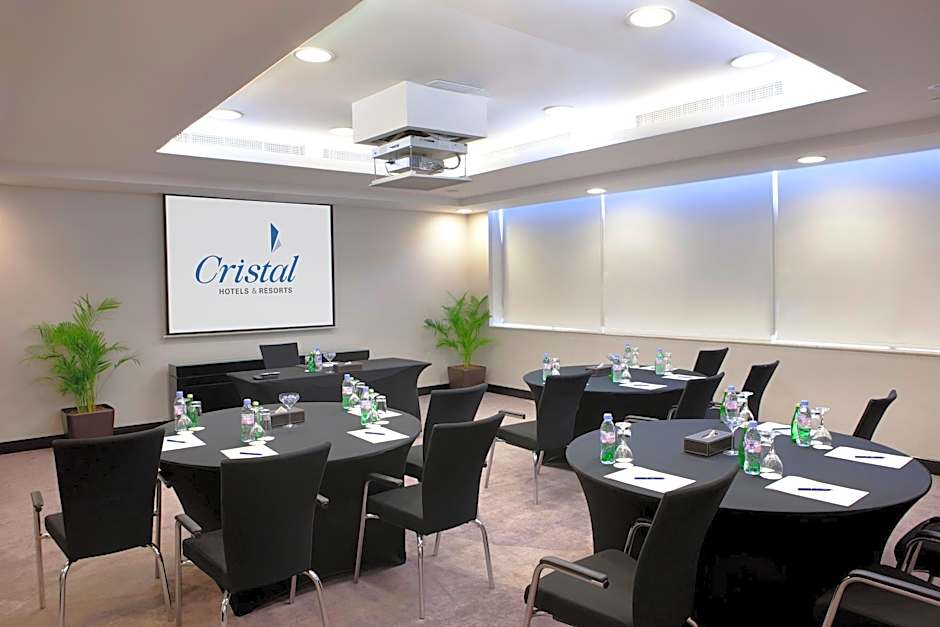 Cristal Hotel Abu Dhabi