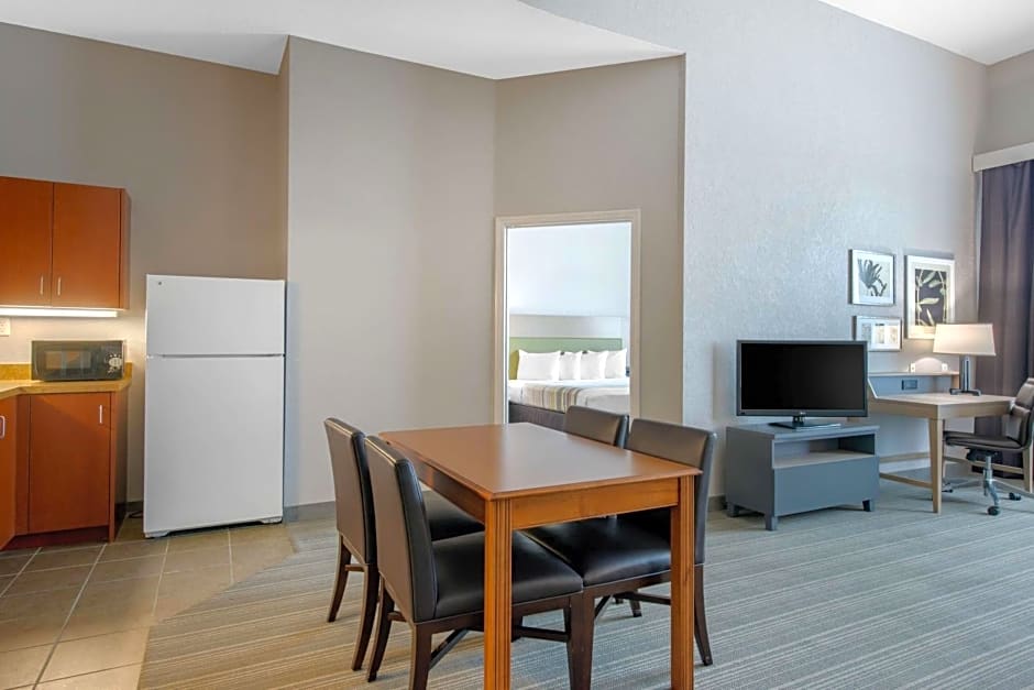 Country Inn & Suites by Radisson, Port Canaveral, FL