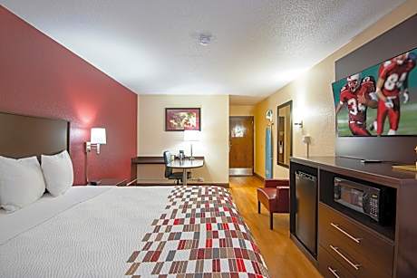 Red Roof Inn Cameron