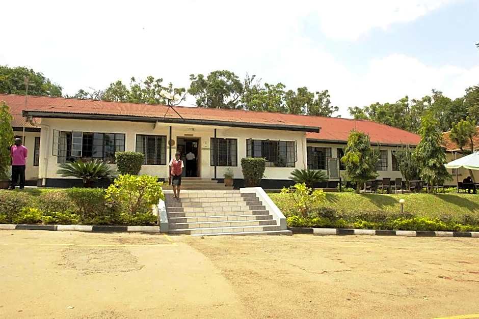 MAKERERE UNIVERSITY GUEST HOUSE
