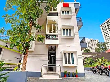 FabExpress Majestic Abode Inn