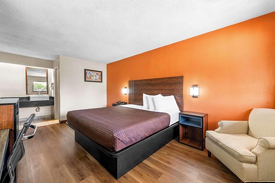 Econo Lodge Charlotte Airport