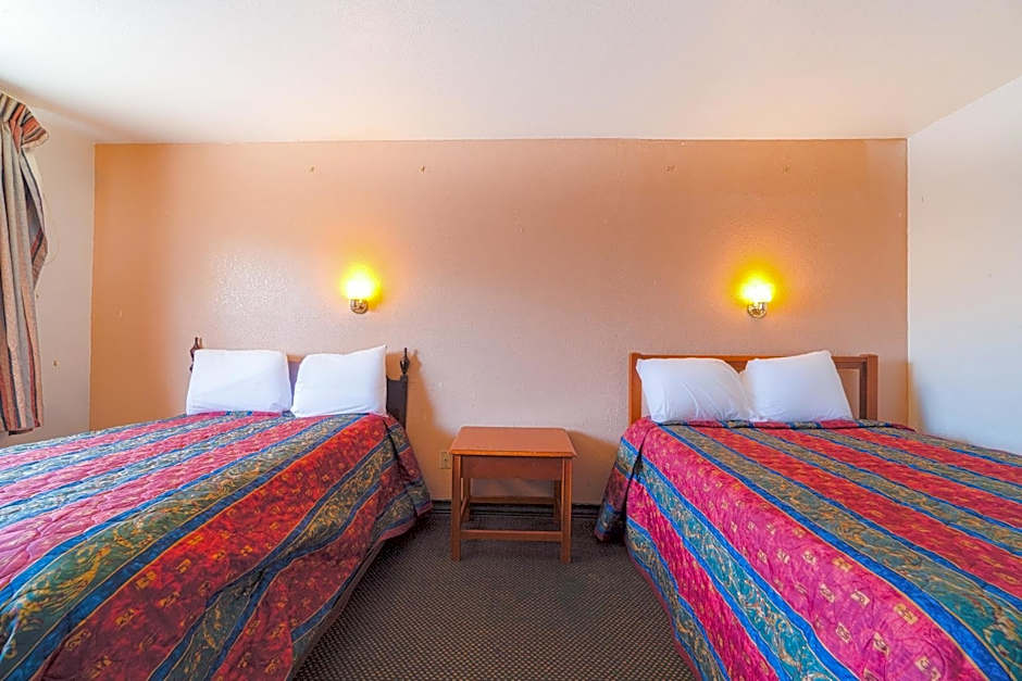 Castle Inn & Suites By OYO Chickasha