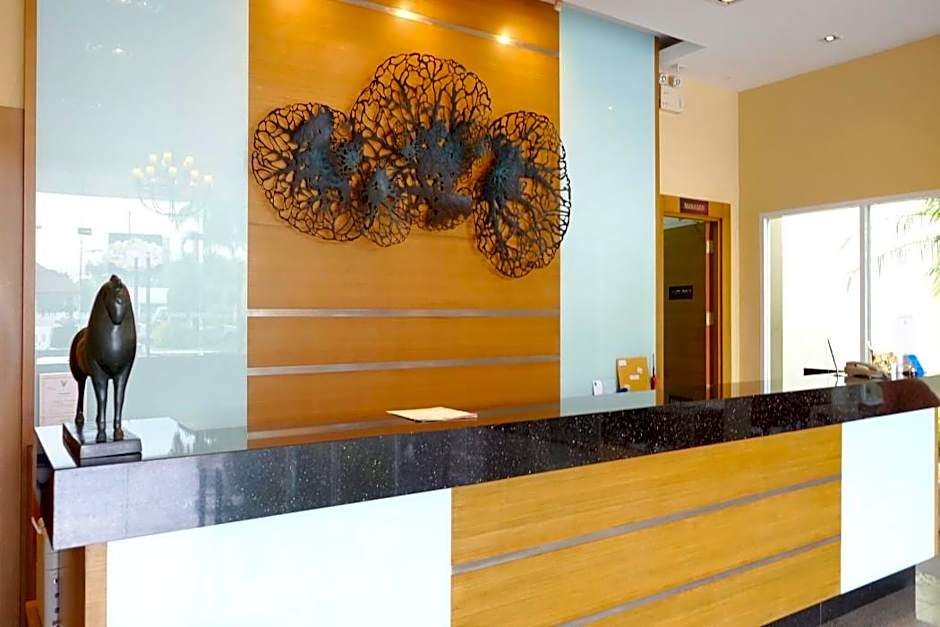 Grand Garden Hotel & Residence