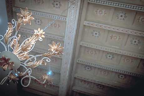 Breathtaking 4BD Apt 5min Walk to Duomo
