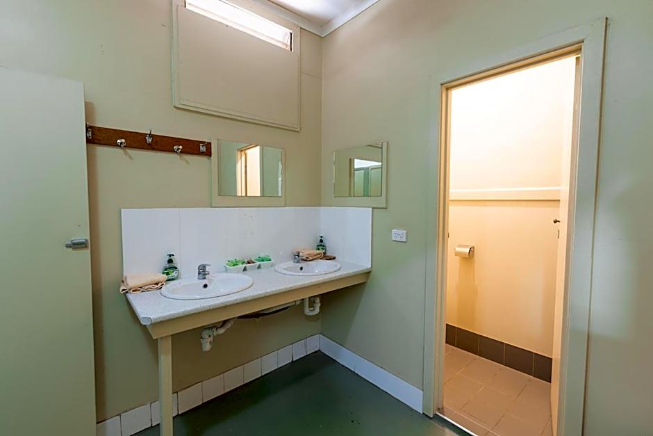 Broken Hill Tourist Lodge