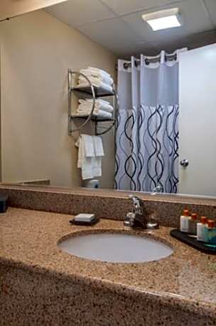 Suite King Size Bed