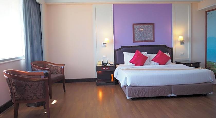 Charoen Thani Khon Kaen Hotel
