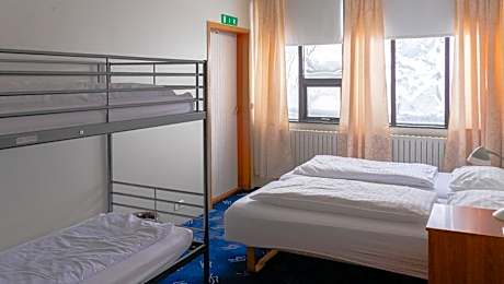 Quadruple Room with Garden View