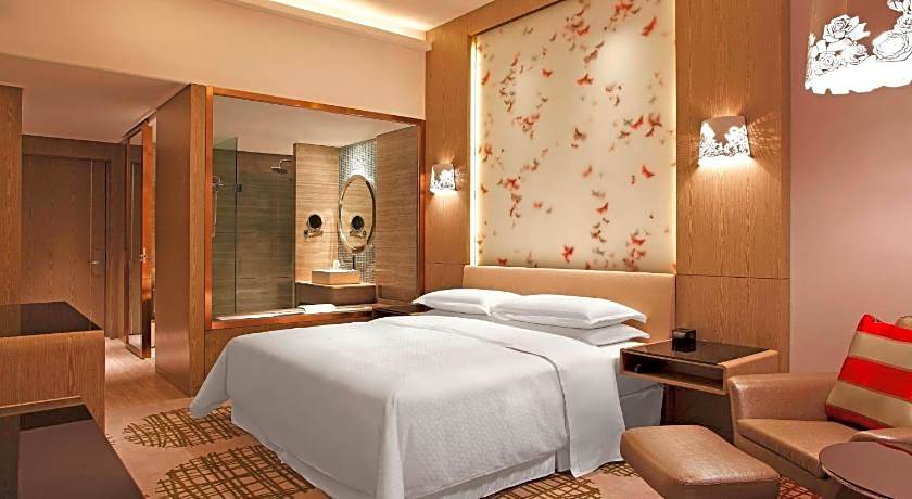 Four Points by Sheraton Luohe