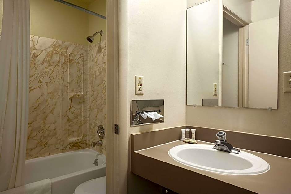 Super 8 by Wyndham Idaho Falls