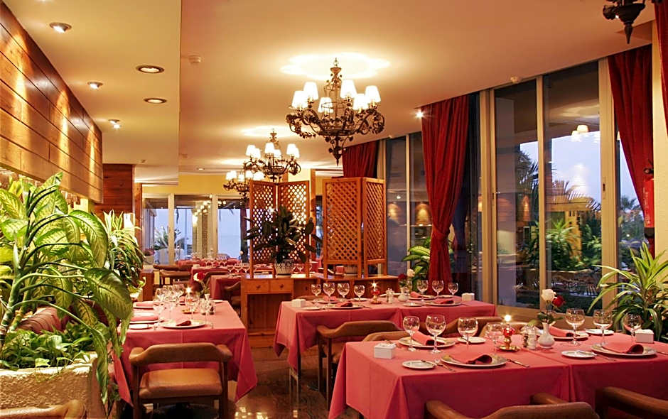 Hotel Apartamentos Bajondillo