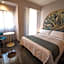 Ingrid Rooms Tropea
