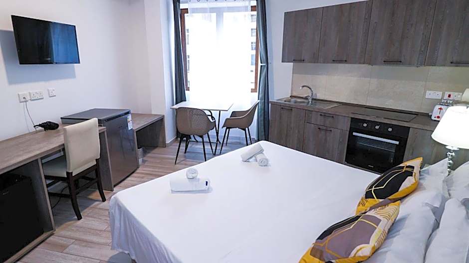 Napoli Suites Studios Aparthotel