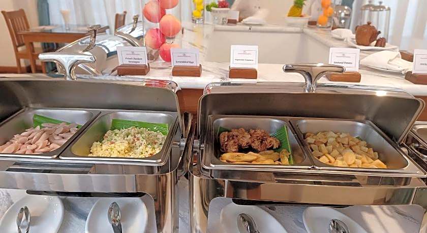 Dragon Phoenix Hotel