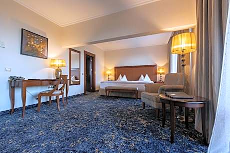 Standard Double Room with Sea View (1 or 2 adults)