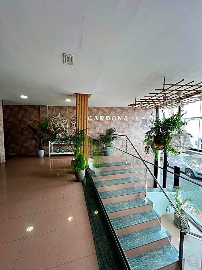 Hostal Residencia Cardona