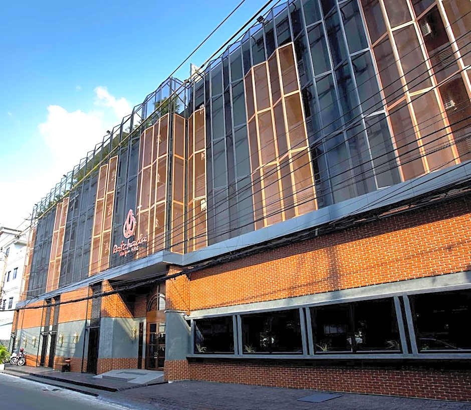 Ratchada Boutique Hotel