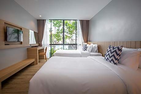 Two-Bedroom Pool Access Suite