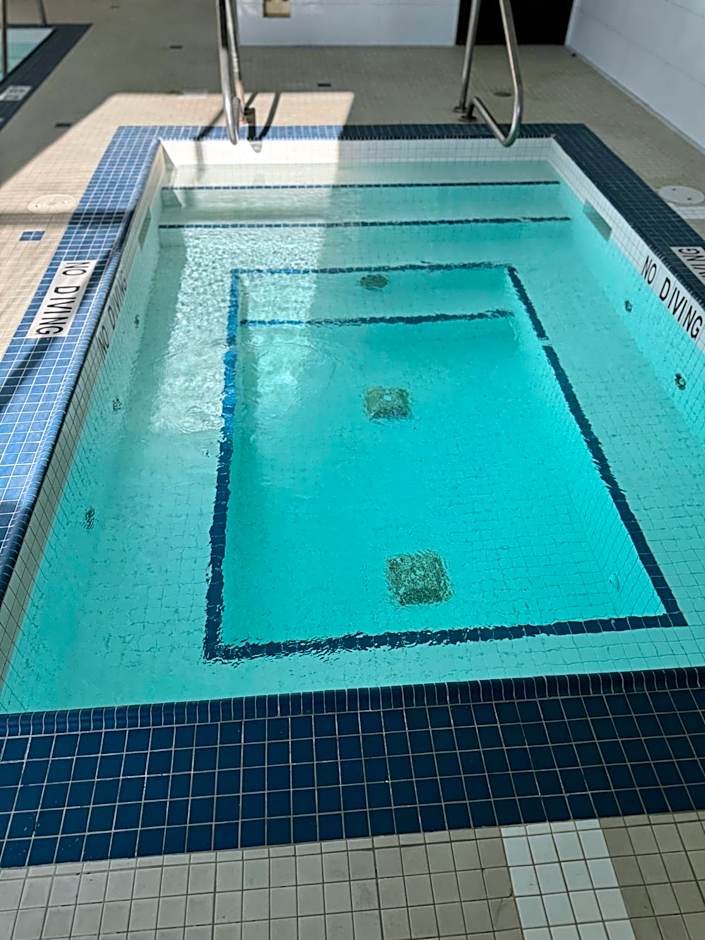 Best Western Plus South Edmonton Inn & Suites