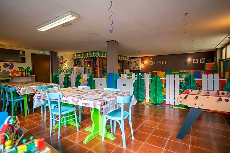 Hotel Alpen