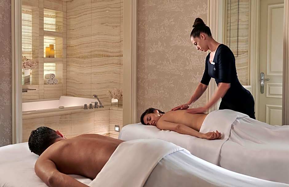 Four Seasons Hotel George V Paris