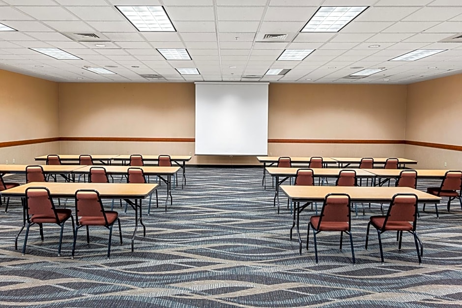 Boarders Inn & Suites by Cobblestone Hotels - Shawano